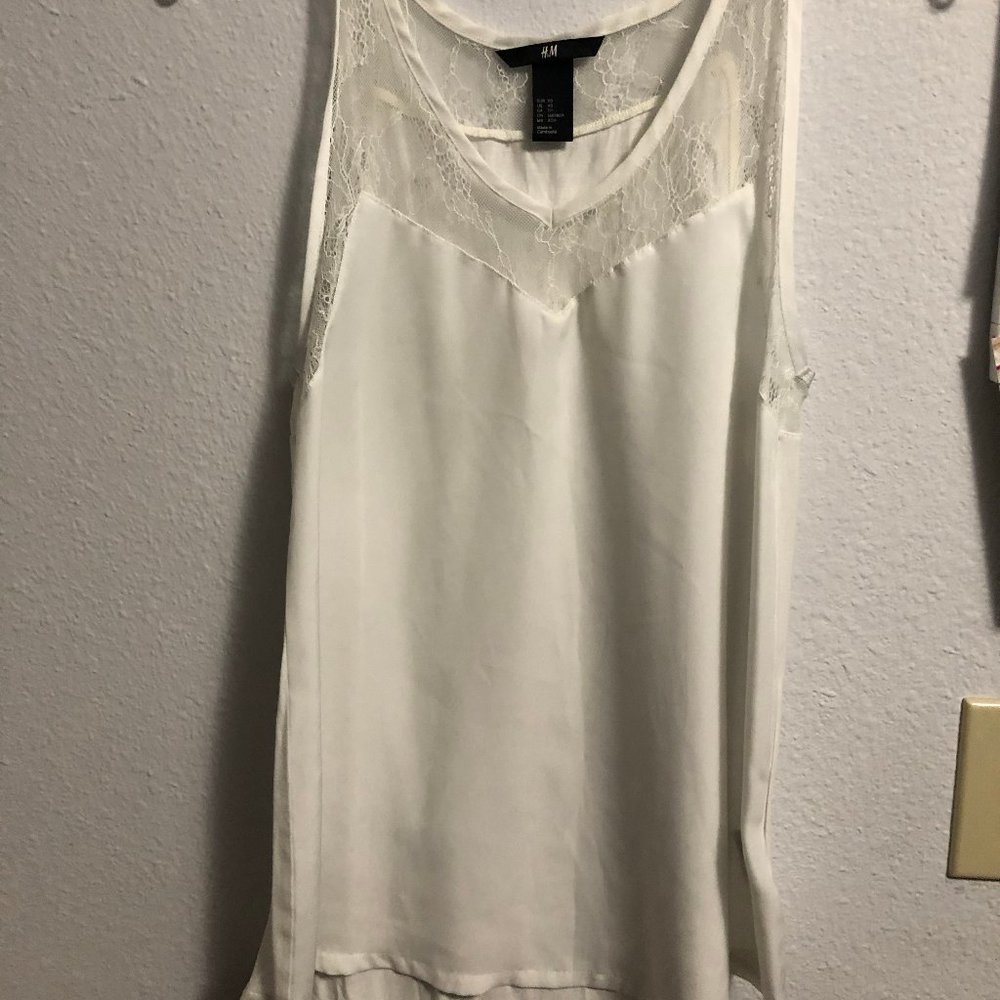 H&M white lace top